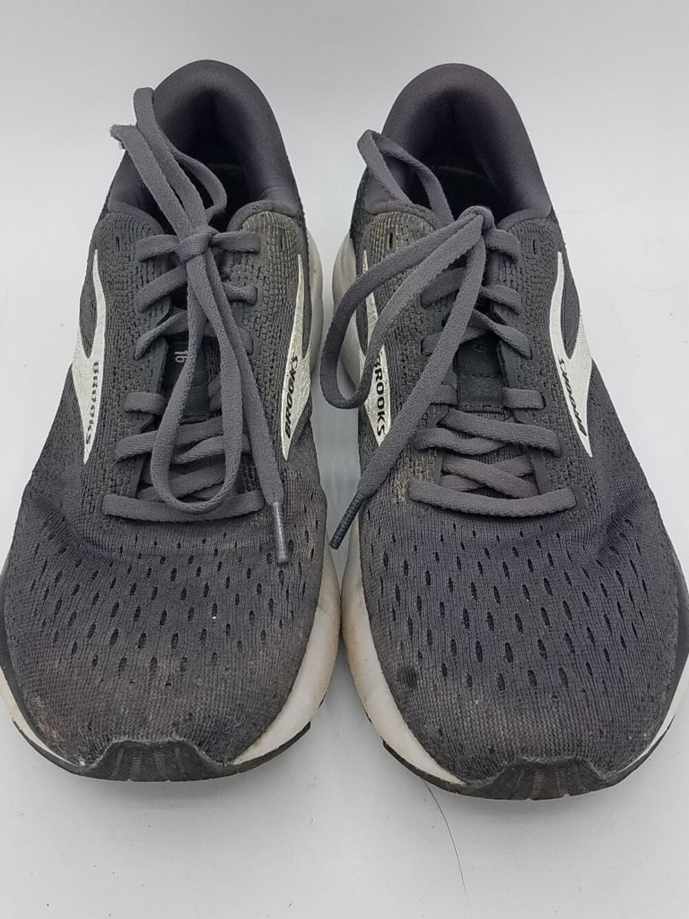 Brooks Ghost 16 Running Shoes Black Gray Mens 7 D Medium Sneakers 1104181D090
